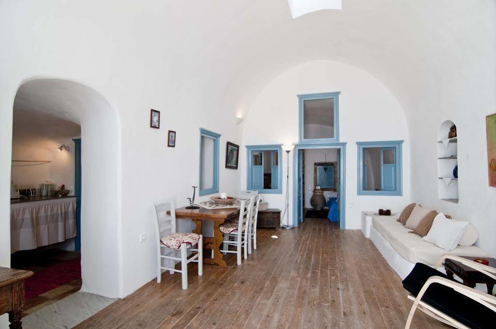 Zoe Aegeas Traditional Houses Oia  Esterno foto
